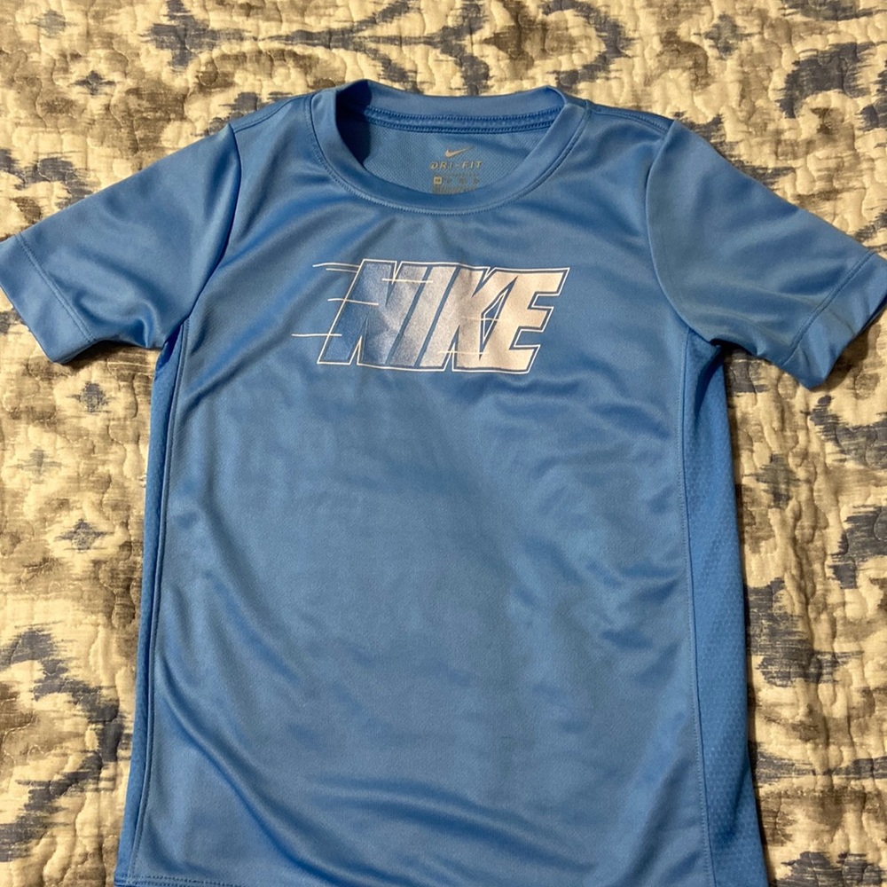 Nike youth T-shirt
